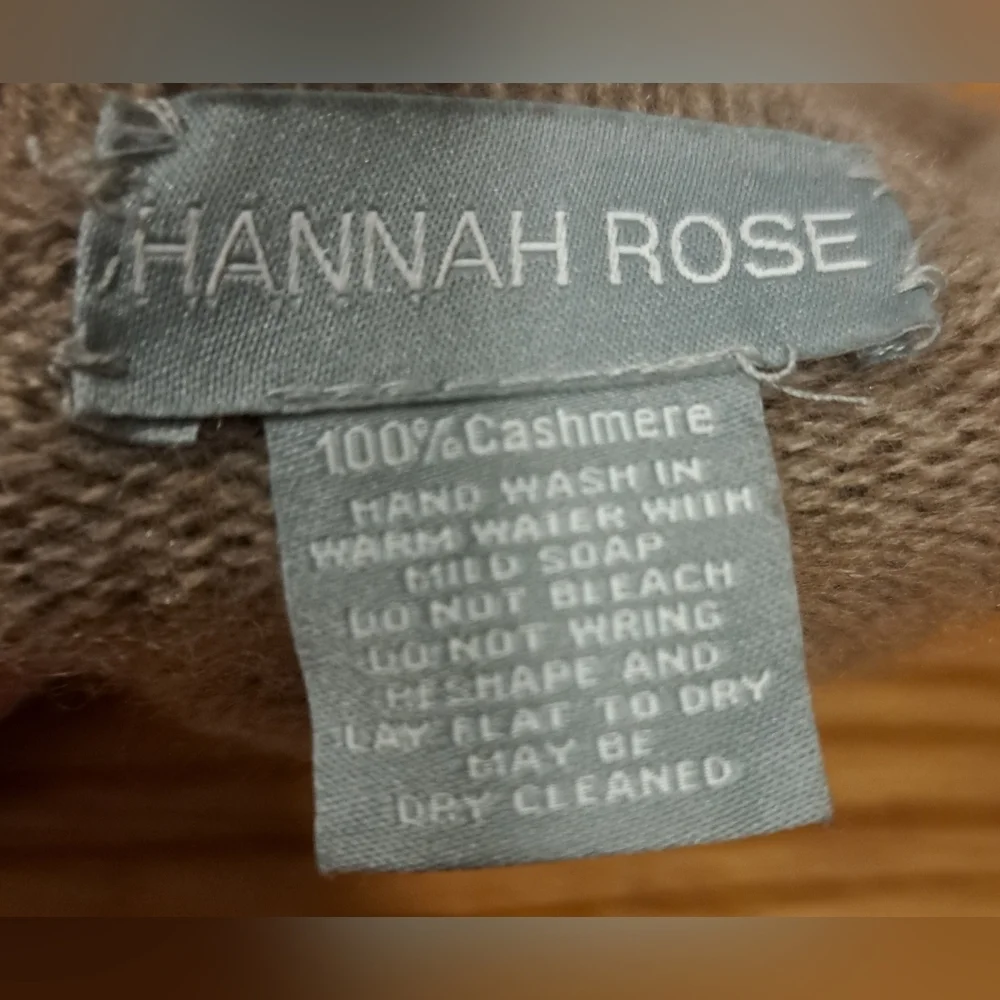 EUC Hannah Rose Beige Cashmere Casual Neutral Winter Snow Touch Screen Glove